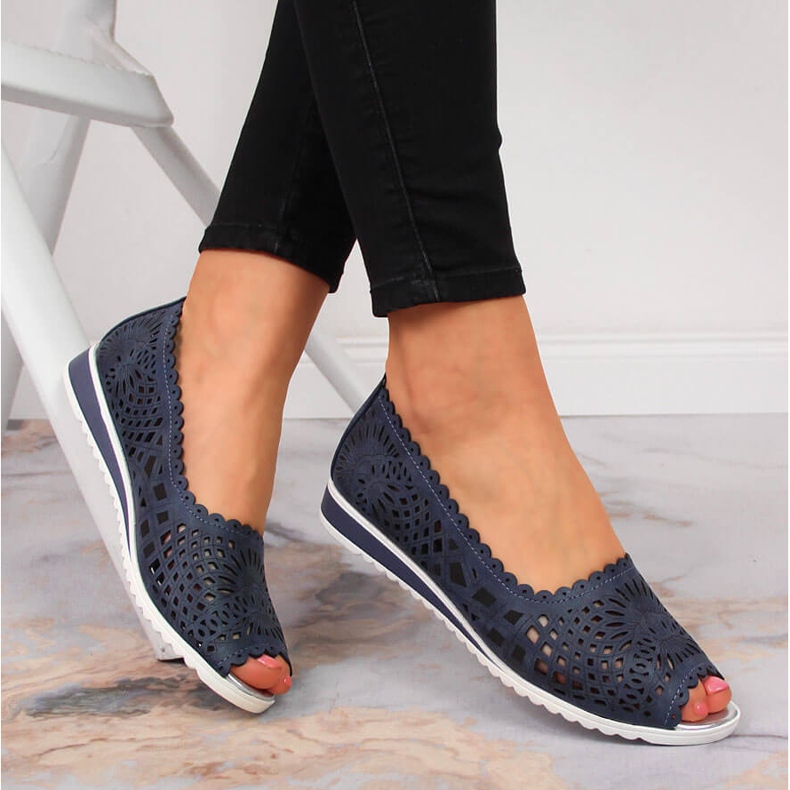Women's openwork shoes, open toe, navy blue Jezzi 2