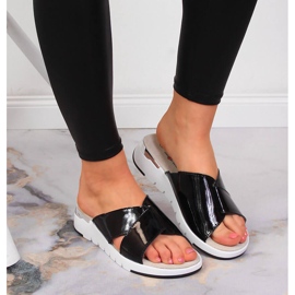 S.Barski Women's black patent leather slippers S. Barski 2