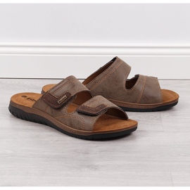 Comfortable brown Inblu men's slippers with velcro 1