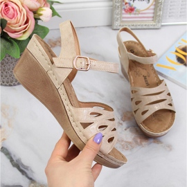 Comfortable women's sandals on a beige Jezzi wedge heel 1