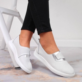 Comfortable leather women's shoes slip on white Jezzi 1 Comfortable leather women's shoes slip on white Jezzi 1