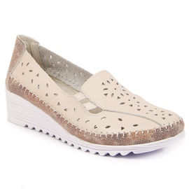 Comfortable women's leather shoes, beige T.Sokolski 1