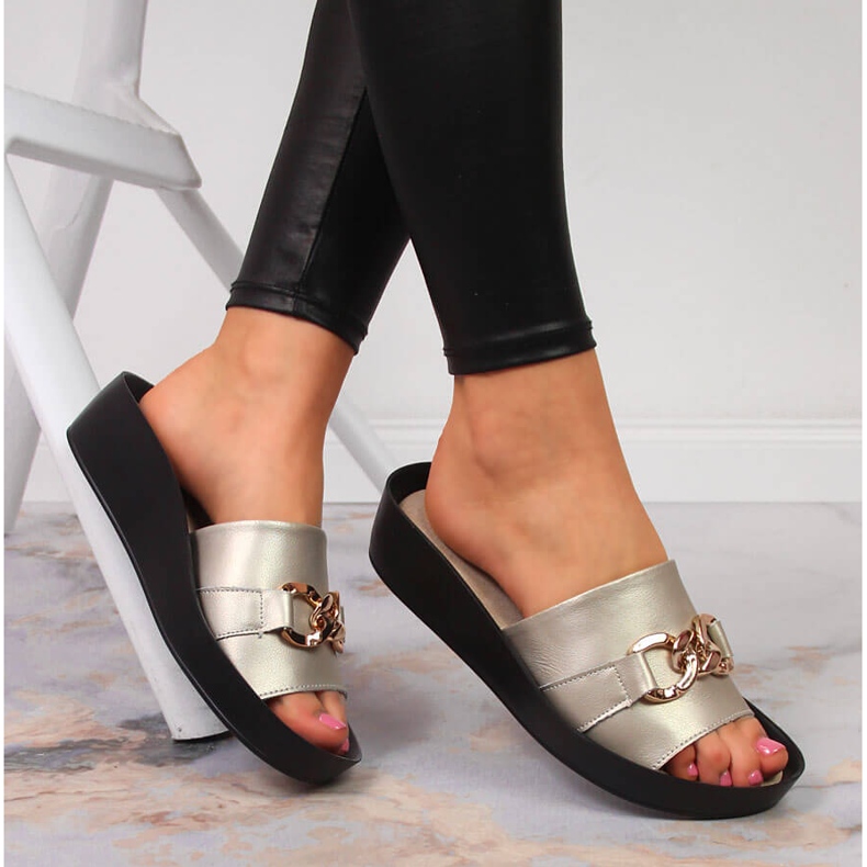 Women's leather slippers with a golden chain Filippo 1 Women's leather slippers with a golden chain Filippo 1