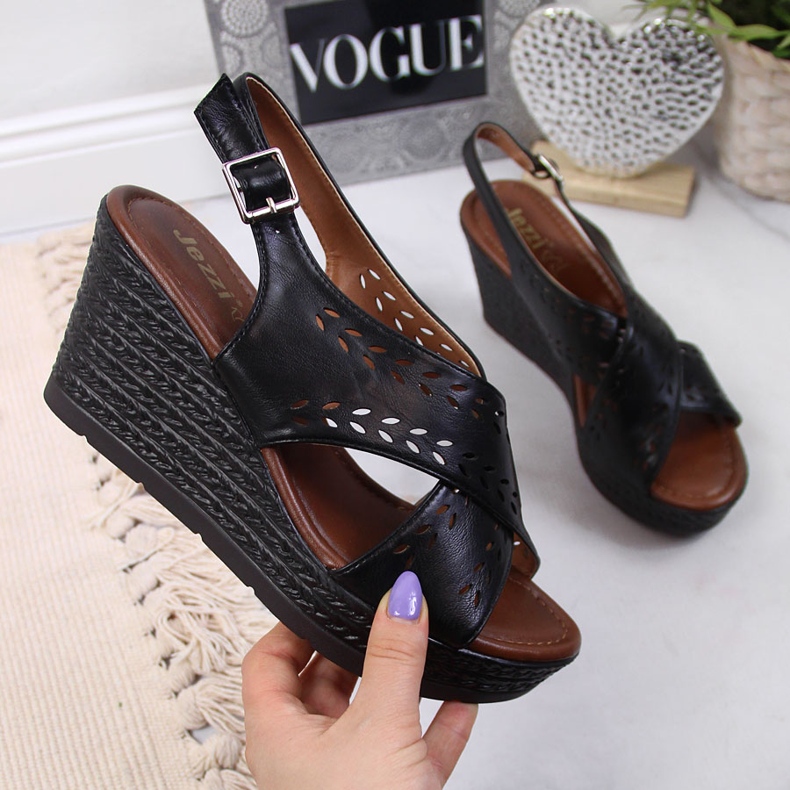 Women's black wedge sandals Jezzi 1