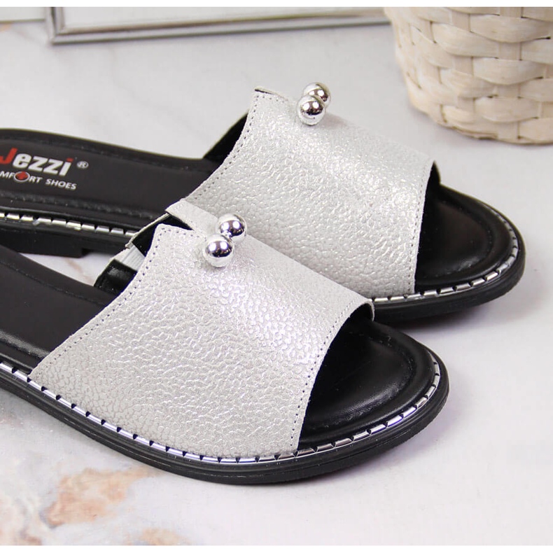 Women's silver leather slippers Jezzi 2 Women's silver leather slippers Jezzi 2