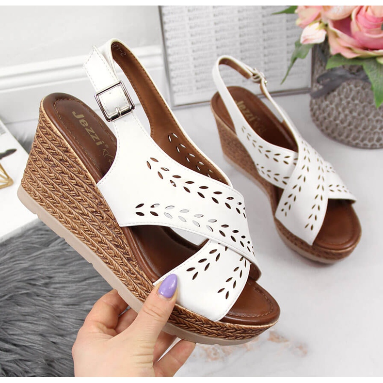 Women's white wedge sandals Jezzi 1