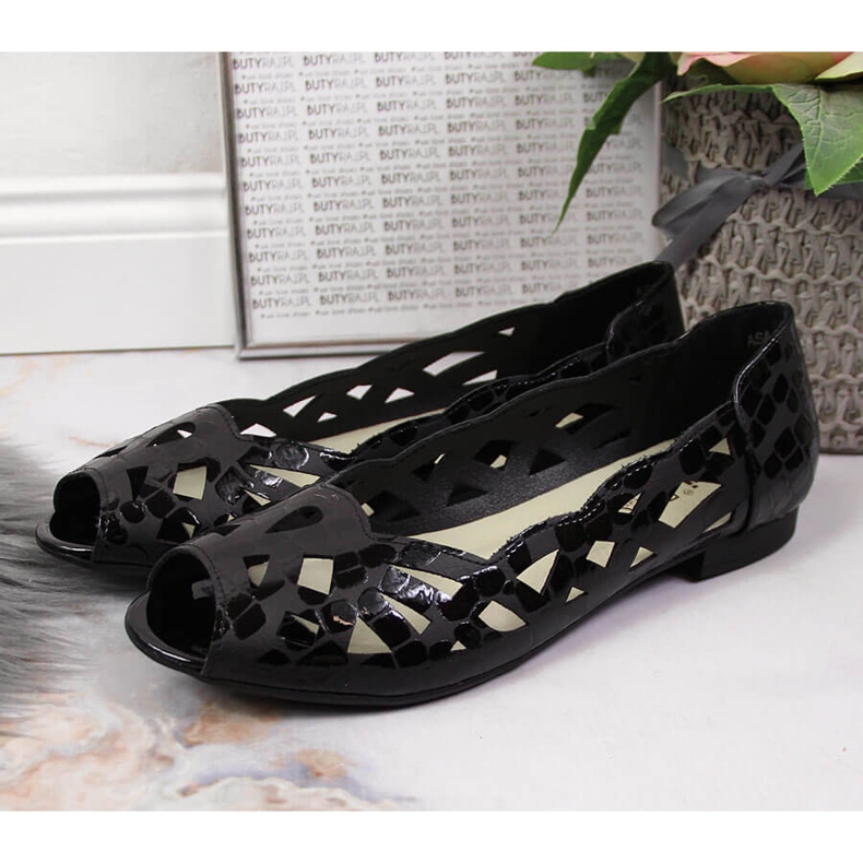 Women's black openwork ballerinas Jezzi shoes 2