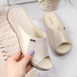 Women's leather slippers on a golden wedge Helios 105 1