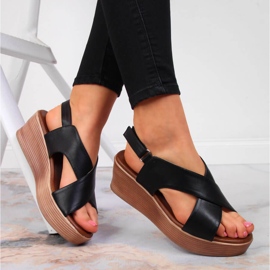 Black women's sandals on a wedge Filippo 1