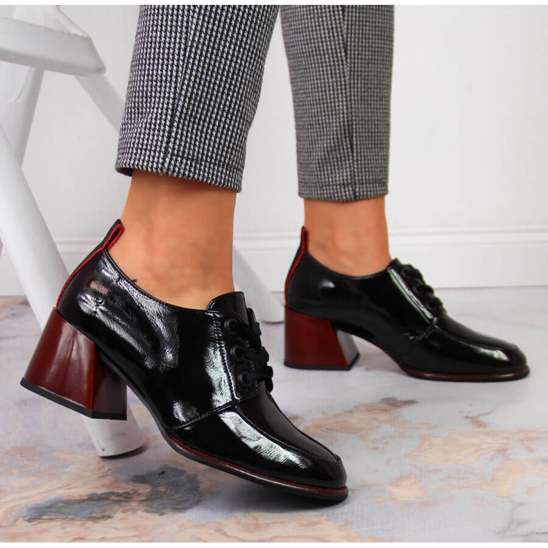 Leather women's shoes on a black block Filippo 2