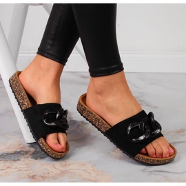 Black Jezzi women's slippers with a chain 1