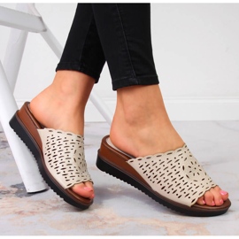 Women's beige openwork wedge Jezzi slippers 1