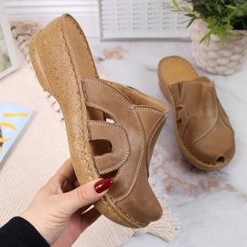 Leather beige wedge slippers Łukbut 650 1