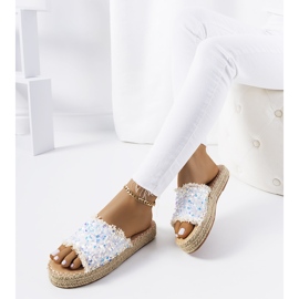 White slippers on the Susanna platform 1