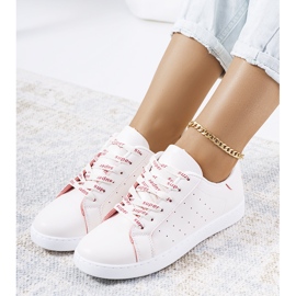 Koho red and white sports shoes 2