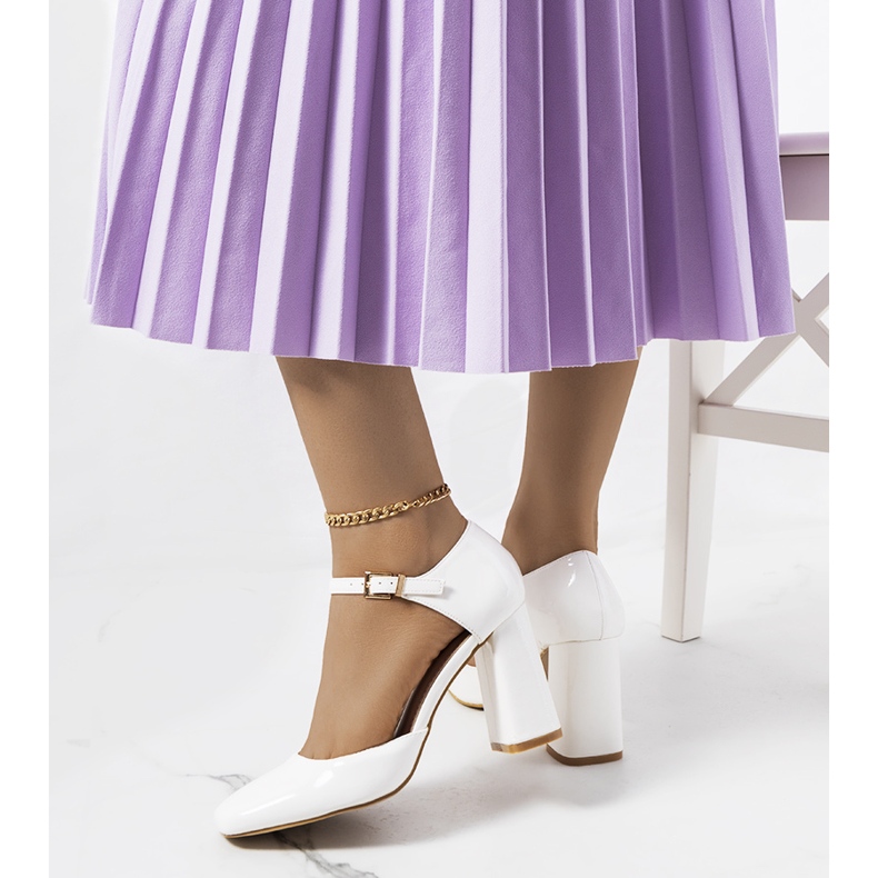 White pumps on the Clement post 1