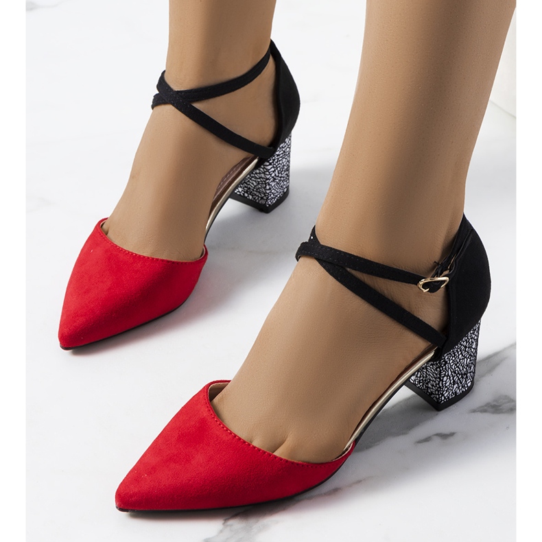 Red and black pumps on the Kittie post 2