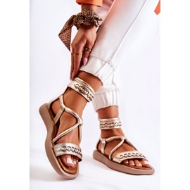 Leather Sandals On The Platform Maciejka 05559-25 Golden 2
