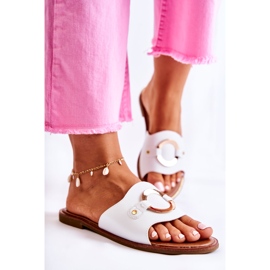 Vinceza Leather Women's Slippers With White Marinell Decoration 2