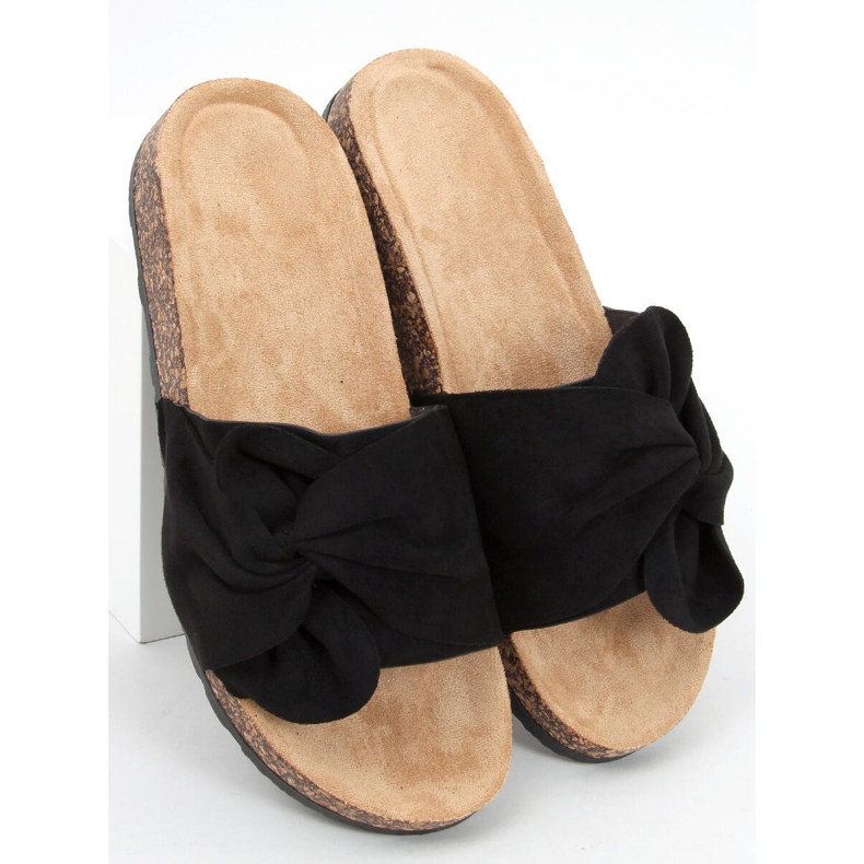 Dakota Black cork slide 2