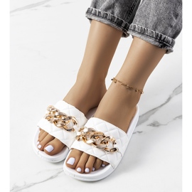 Anandi white quilted slippers 1
