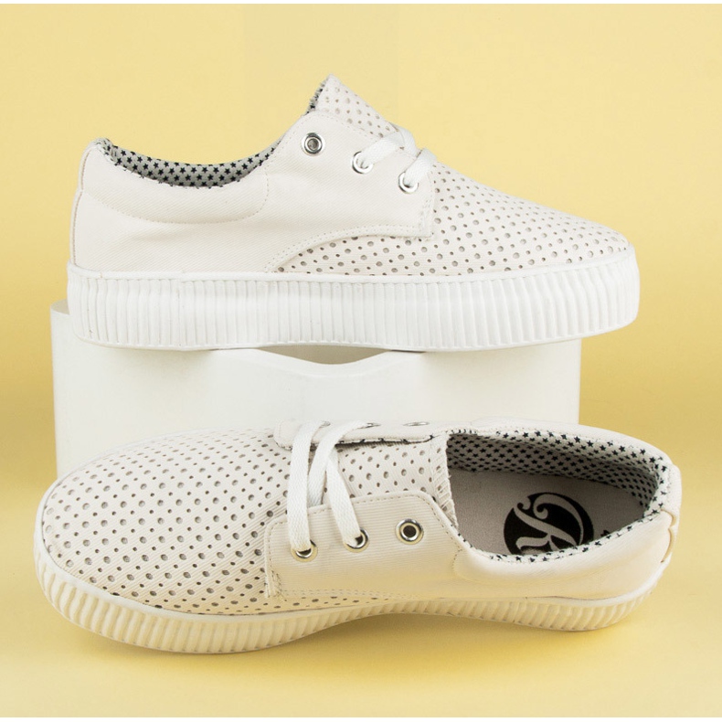 Kylie Openwork sneakers on the platform white 1