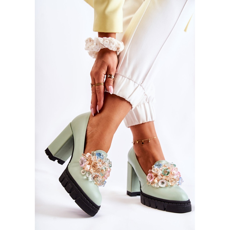 PA2 Elegant Pumps With Smooth Green Caterine Ornament 2
