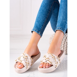 Seastar Stylish slippers with chains beige 1