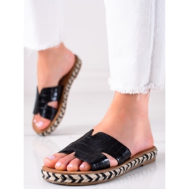 MIKA Fashionable Black Slippers 1
