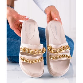 WELLSPRING Fashion Slippers With Chains beige 1
