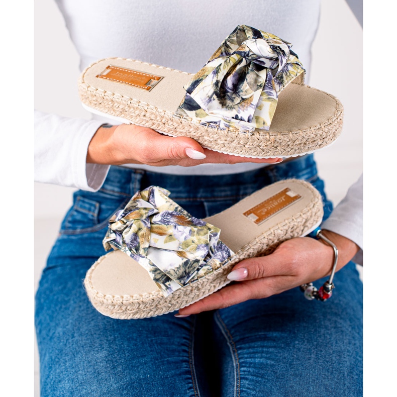TRENDI Slippers On A Straw Platform multicolored 1