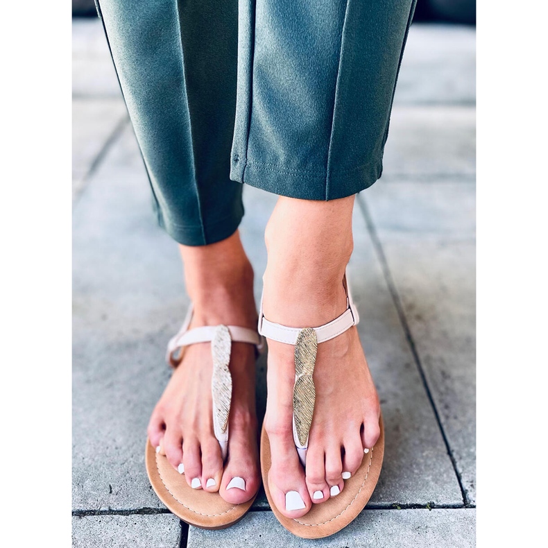 Attina Beige flip-flops golden 2