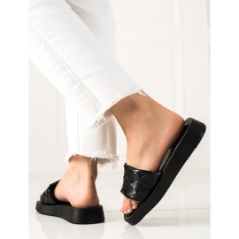 Small Swan Black Slippers 1