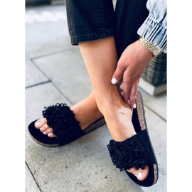 Berry Black cork slippers 1