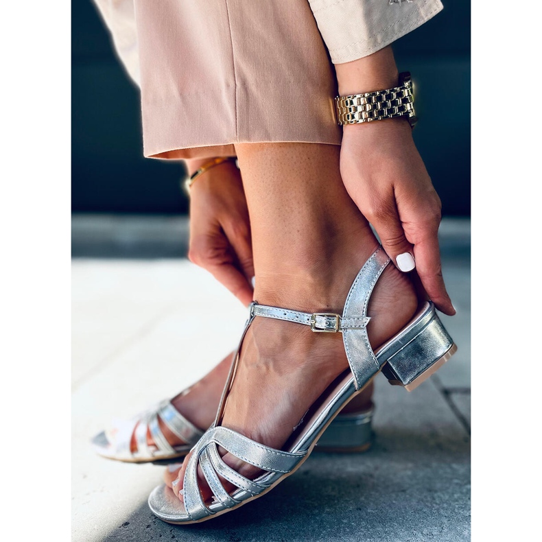 Sparkle Silver low-heeled sandals 2