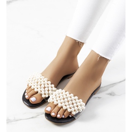 Black slippers with Oshawa pearls colorless white silver 1