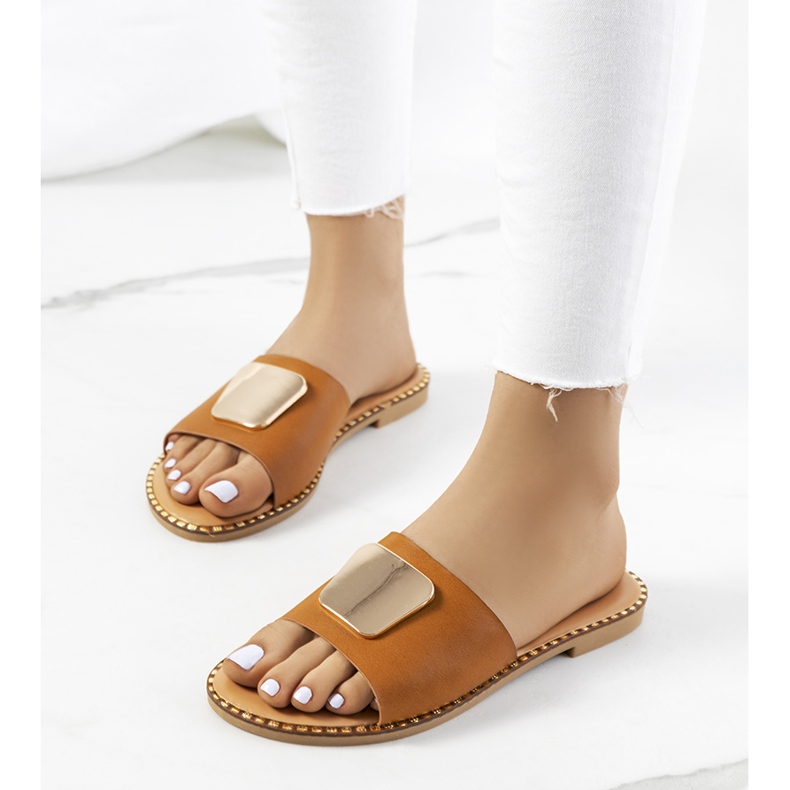 Brown women's Synan slippers 1