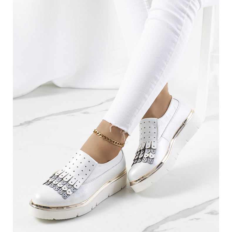 White shiny shoes from Giotto silver golden 1