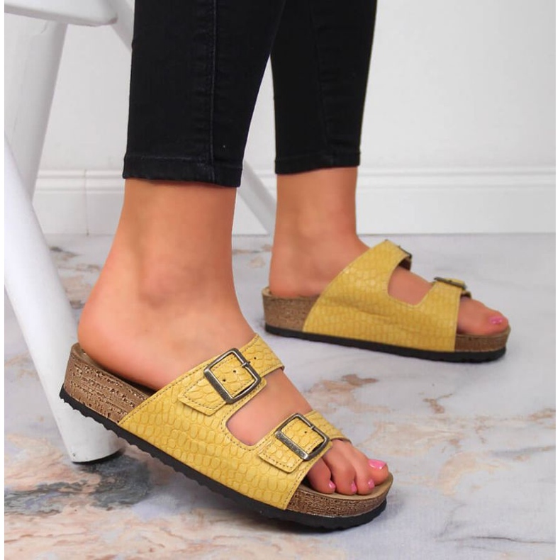 Yellow Inblu W ARC15 slippers with buckles 2