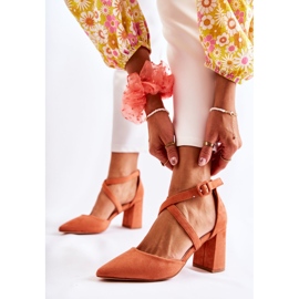 FB1 Fashionable Sandals On A Sinari Orange Bar 1 FB1 Fashionable Sandals On A Sinari Orange Bar 1