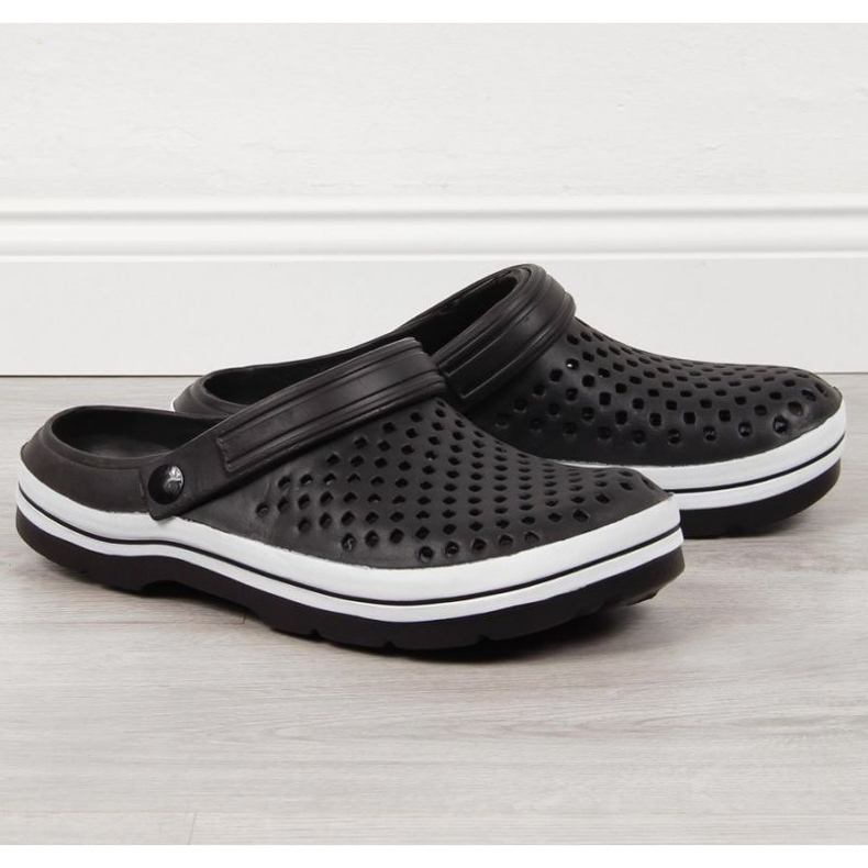 News M EVE301A black openwork foam slippers 1