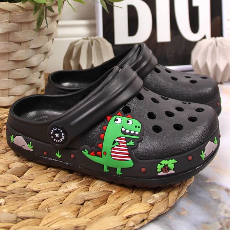 American Club Jr.AM900A black slippers with a dinosaur 2