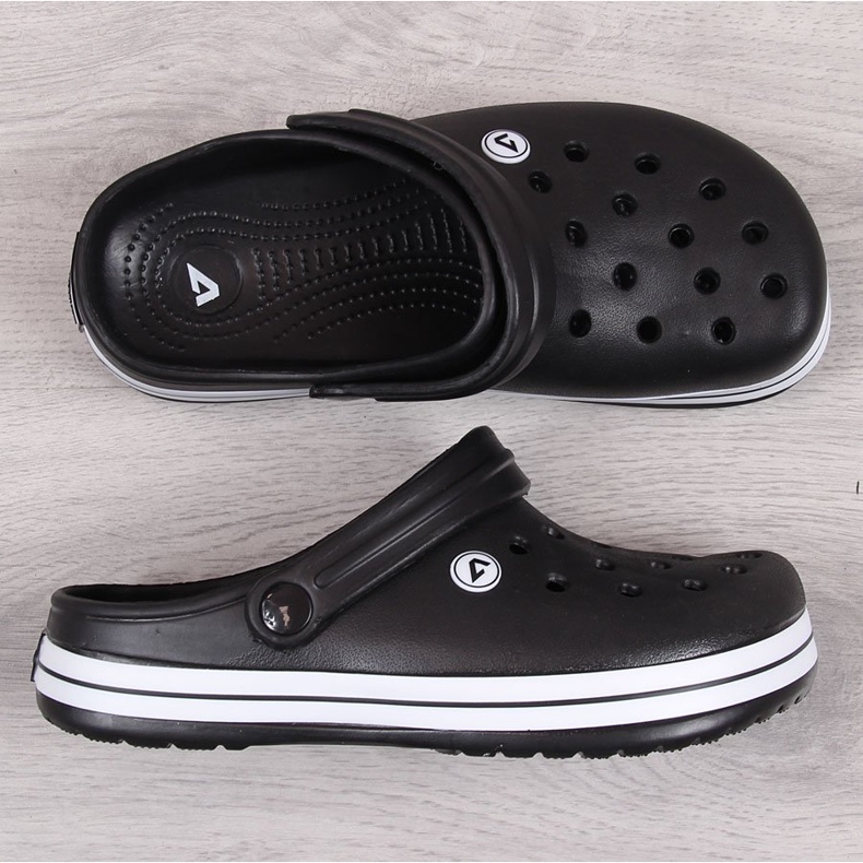 American Club black men's black slippers 1