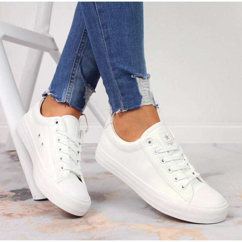 Low white eco-leather sneakers NEWS 1