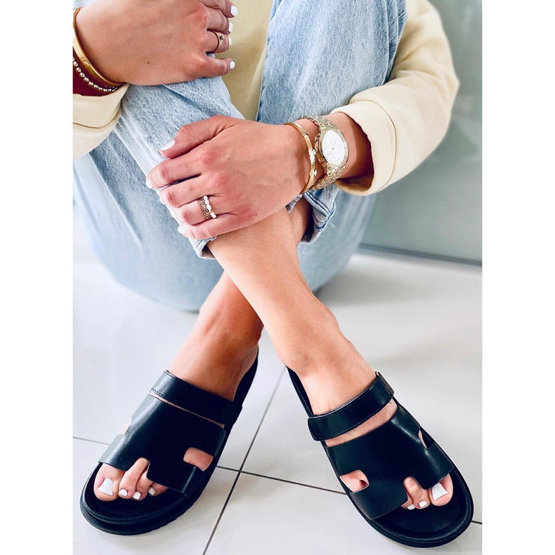 Women's Tawny Black slippers 1 Women's Tawny Black slippers 1