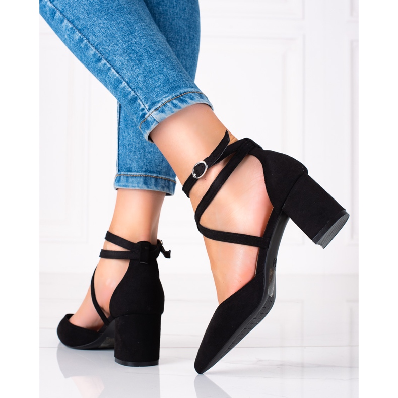 SHELOVET Fashionable black pumps 1