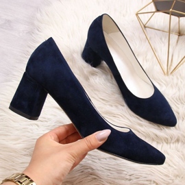 Pumps on the pillar, navy blue Juma 1