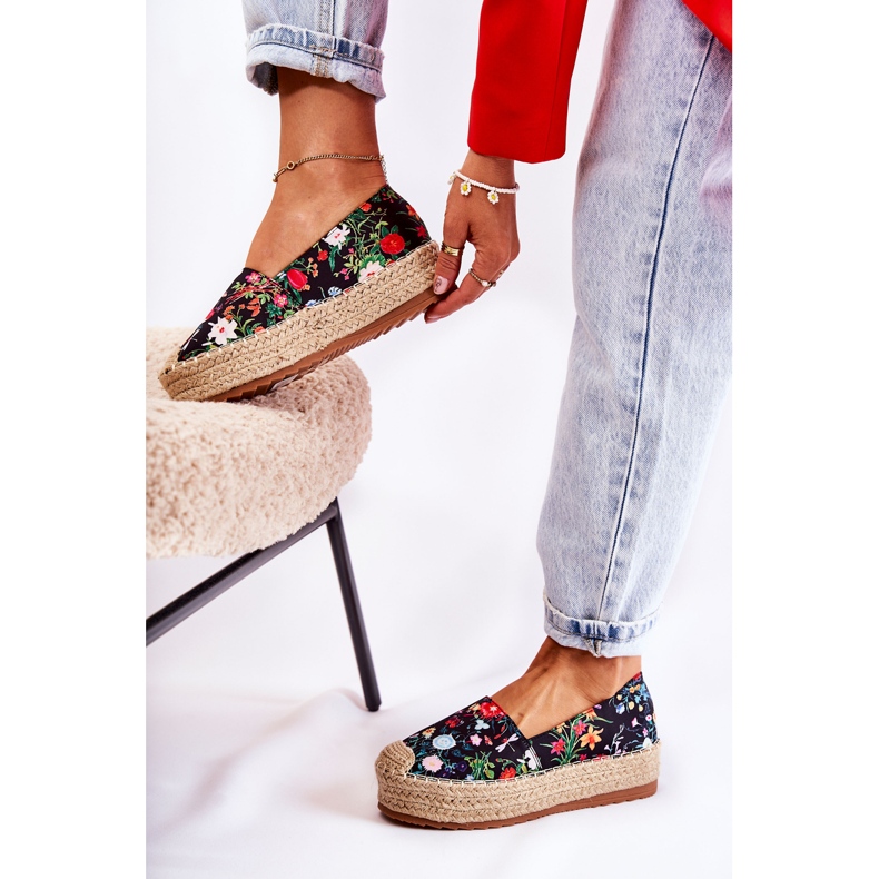 FS3 Fashionable Slip-On Espadrilles In Black Morice Flowers multicolored 2