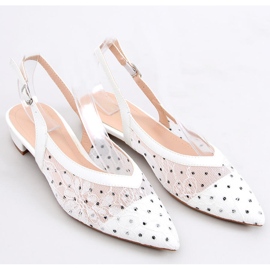 Lace ballerinas without heel Margo White 1