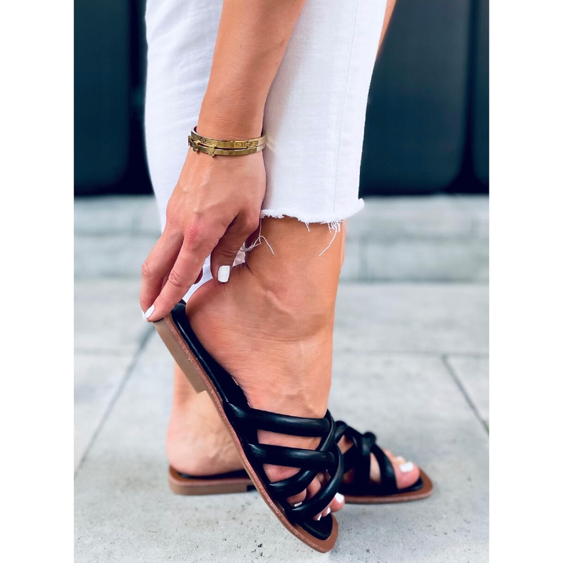 Zola Black women's slippers 1 Zola Black women's slippers 1